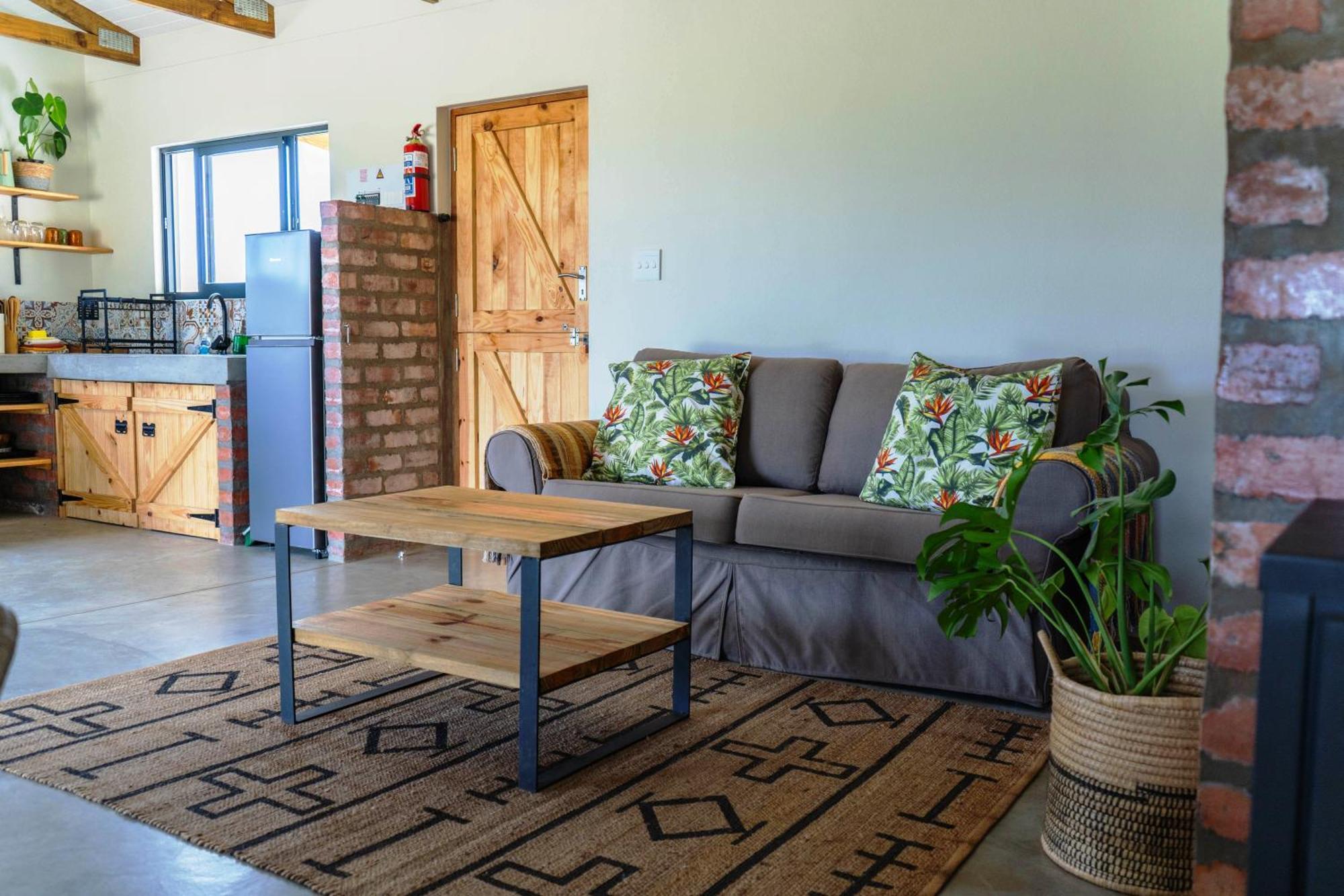 Вилла Alpha Excelsior Guest Farm Клануильям Экстерьер фото